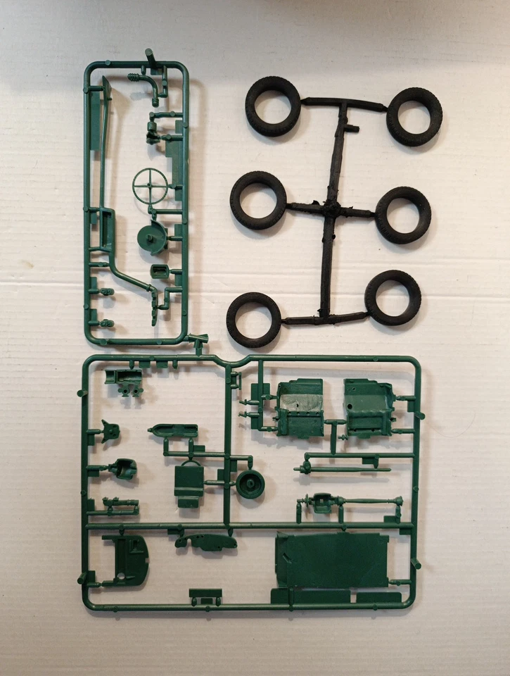 HELLER 1/24 BENTLEY 4.5L BLOWER KIT MONTAGGIO REF.80722 - Immagine 4 di 4