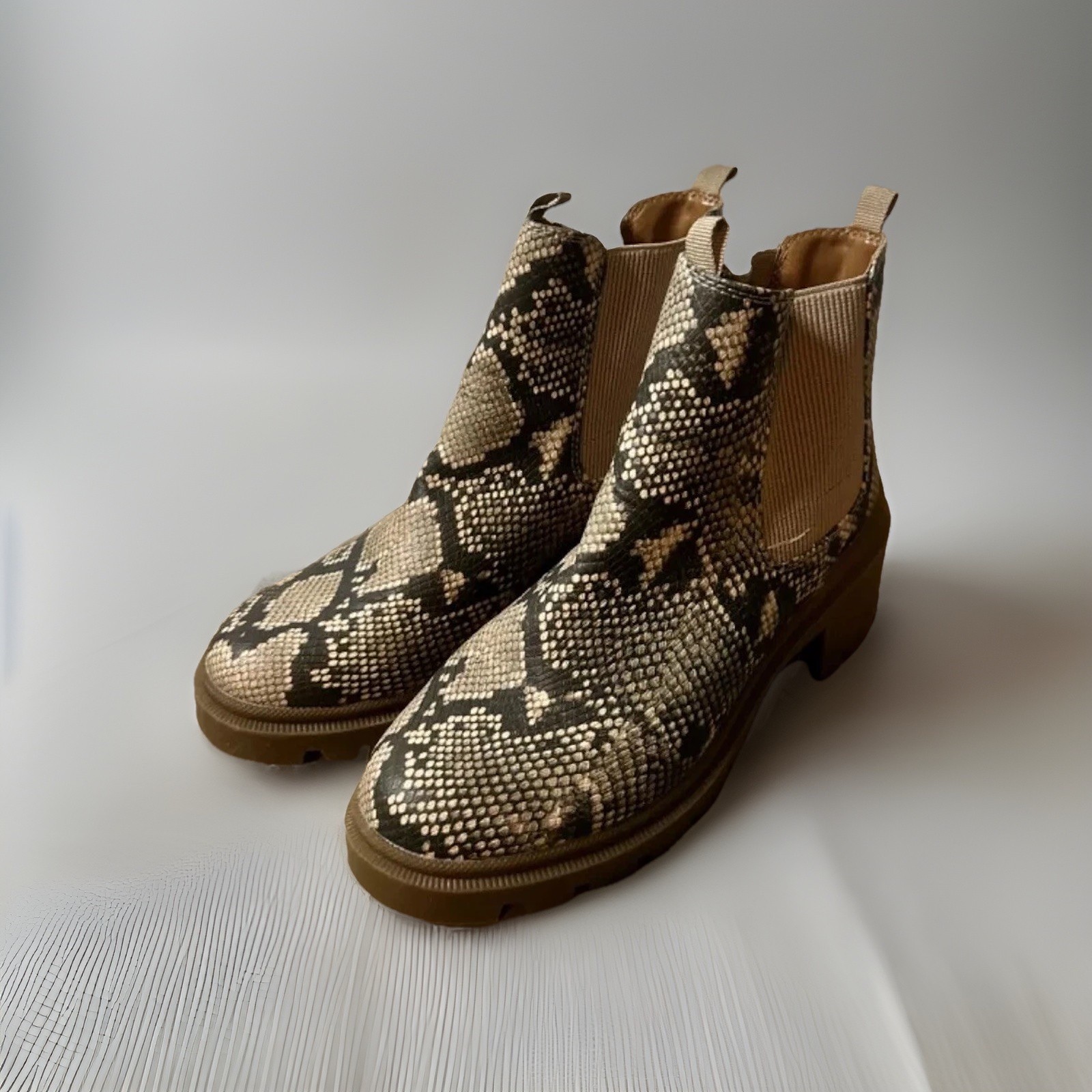 Universal Thread Snake Pattern Ankle Combat Boots… - image 3