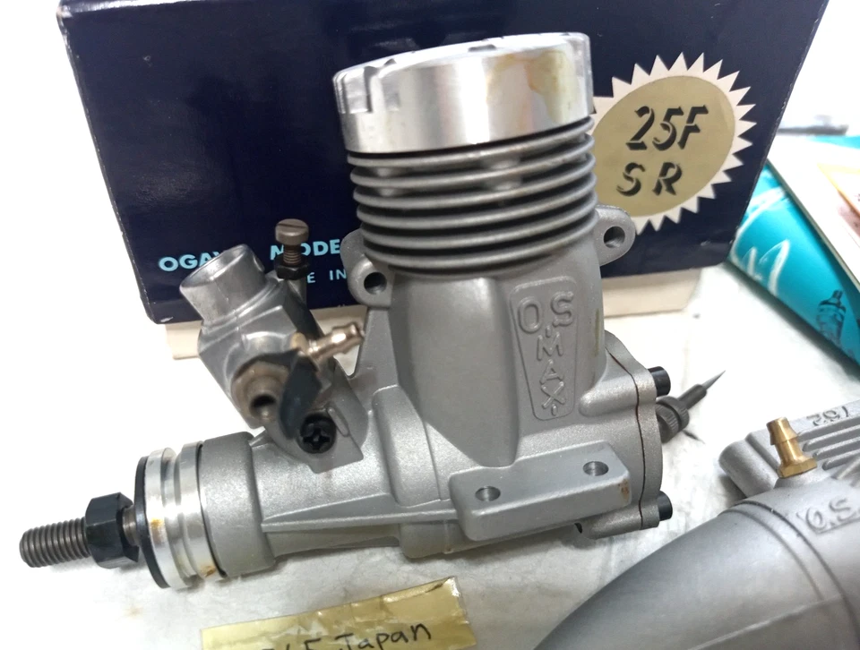 O.S. MAX 25FSR Engine OS Ogwa Seiki For Helicopters & 25-Class Pattern Models - Image 2 of 4