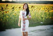 Vyshyvanka Traditional Embroidered Women Ukrainian dress Ethnic Size S