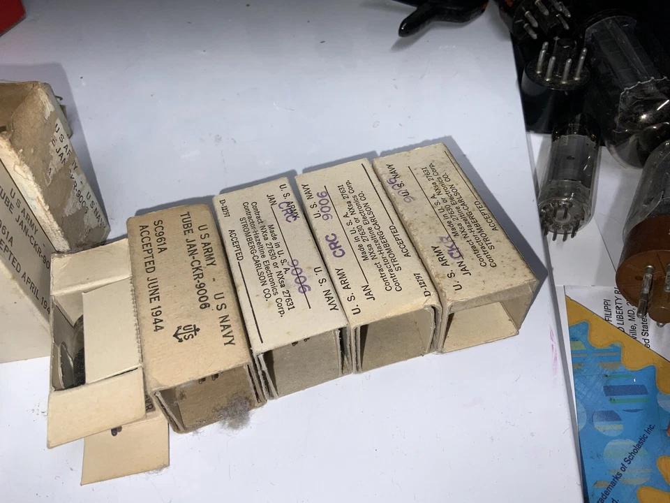 LOTE DE 10 TUBOS 9006 CKR CRC TUBO DE VACÍO NOS - 1944 ~ 1945 Foto 2 de 4