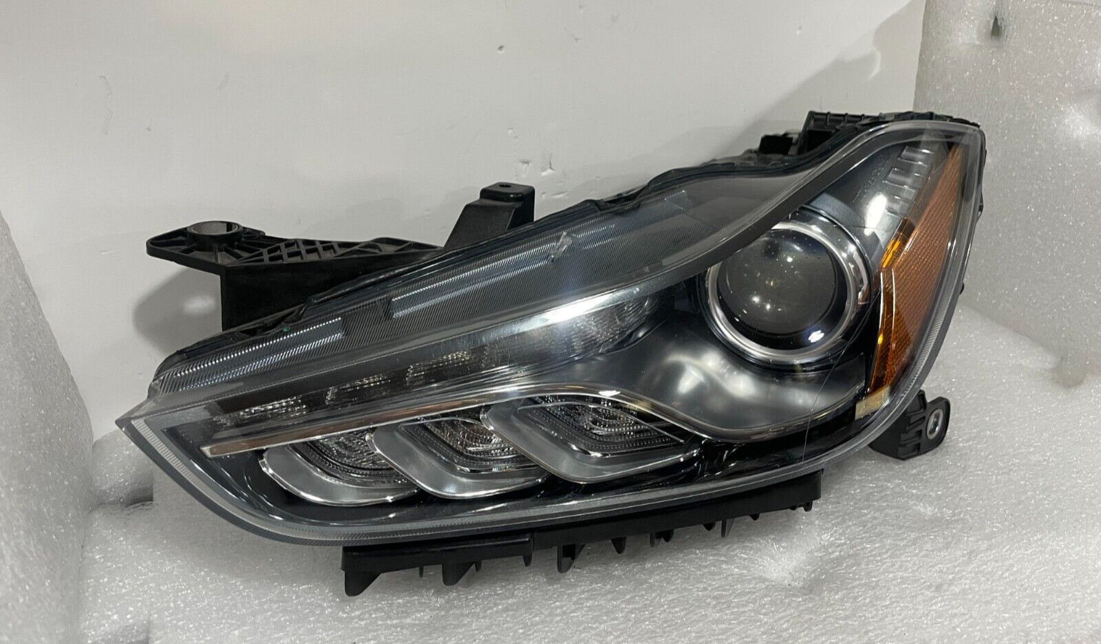 2014-2017 MASERATI GHIBLI ADPTIVE LEFT XENON HEADLIGHT COMPLETE 00670005475 OEM