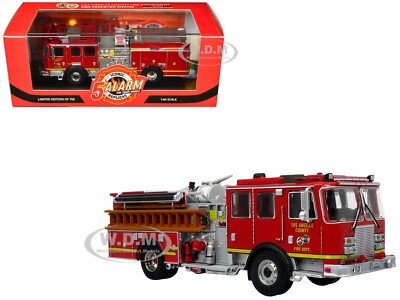 KME PREDATOR FIRE ENGINE ''LA COUNTY FIRE DEPT.'' 1/64 BY ICONIC REPLICAS 64-0458