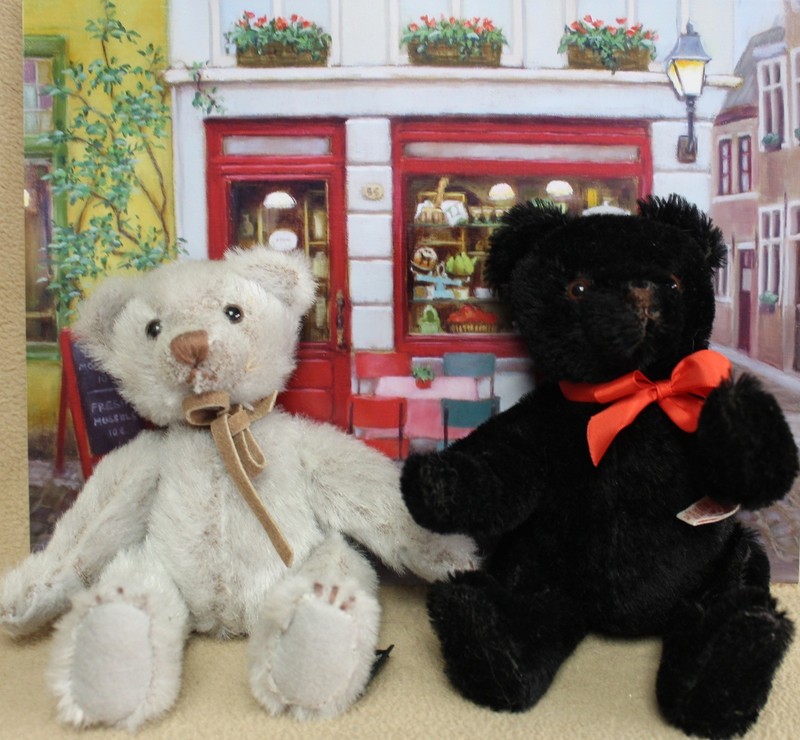 BEARS Vintage Herman-Russ 8" Toys