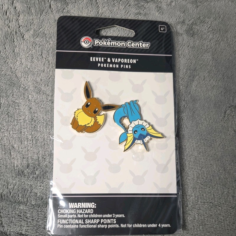 Pokémon Center Eevee & Vaporeon Pokemon Pins (2-Pack) New