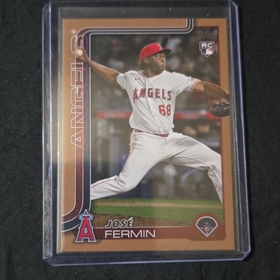 José Fermin 2025 Topps Update #US338 Gold SN,RC #/2025 Los Angeles Angels