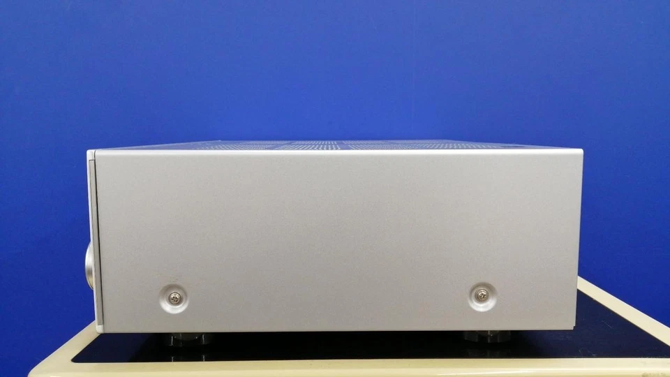 Yamaha R-N602 RN602 Stereo Network HiFi Receiver Silver Bundle Remote & Box - Image 2 of 4