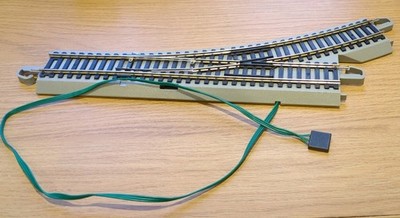 Bachmann H4561B- L linke Weiche für Ez Gleissystem. Mit Weichenmotor