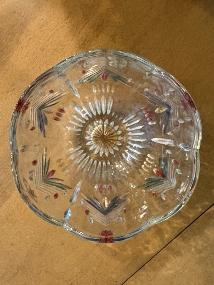 Cuenco grande para servir de cristal cortado árbol de Navidad Mikasa tinte festoneado de color Foto 3 de 4