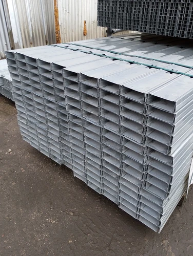 Siniat Gtec C Stud 0.5mm x 90mm x 4800mm CS90RX4800 100 Units/Lengths - Picture 1 of 24