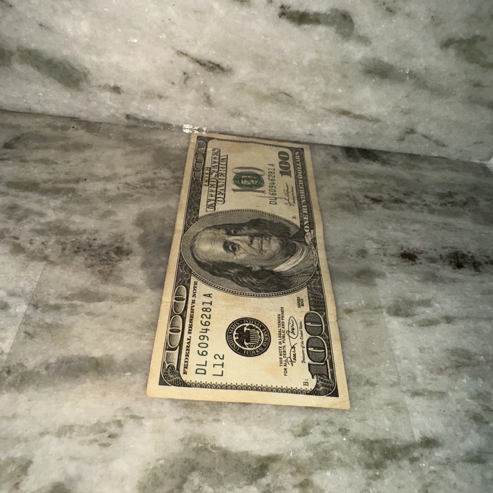 Series 2003 ~ US One Hundred Dollar Bill $100 ~ New York ~ DL 60946281 A L12 - Image 3 of 3