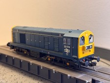 Bachmann 32-035B Class 20 20174 BR Blue DCC Sound Fitted - OO Gauge / Boxed