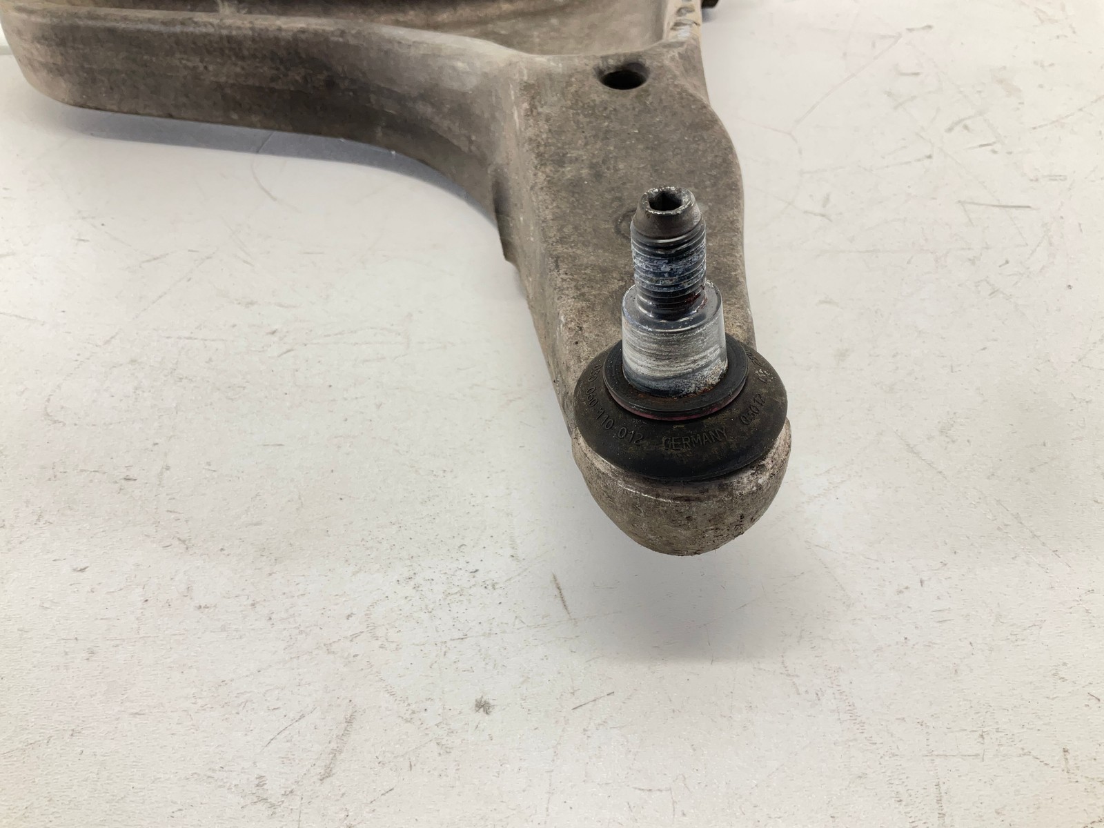 14-19 MASERATI Ghibli Front Right Passenger Lower Control Arm CM