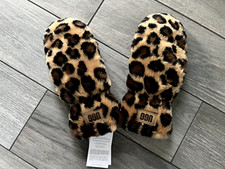 UGG WOMENS ALL OVER FAUX FUR MITTEN, NATURAL SPOTTY, LEOPARD, NWT 65, S/M