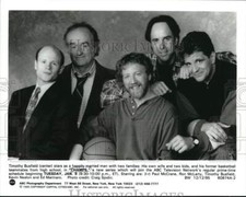 1995 Press Photo Timothy Busfield and the cast of the TV Series 
