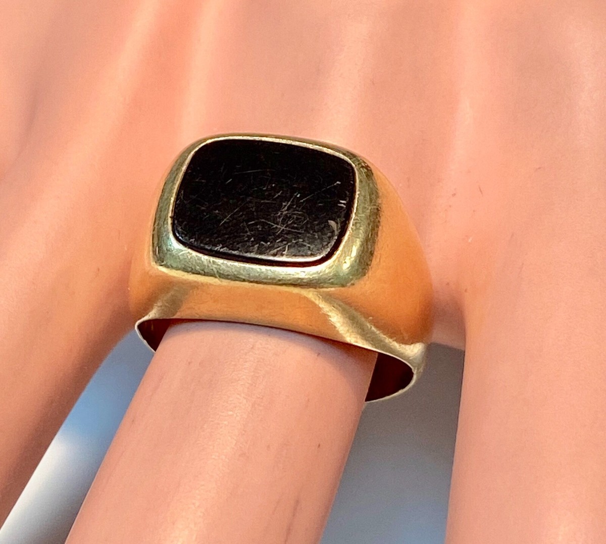 Bague Chevalière Or 18 Carats Avec Onyx - Taille 58 - 8,93 G - Occasion Très Bon état