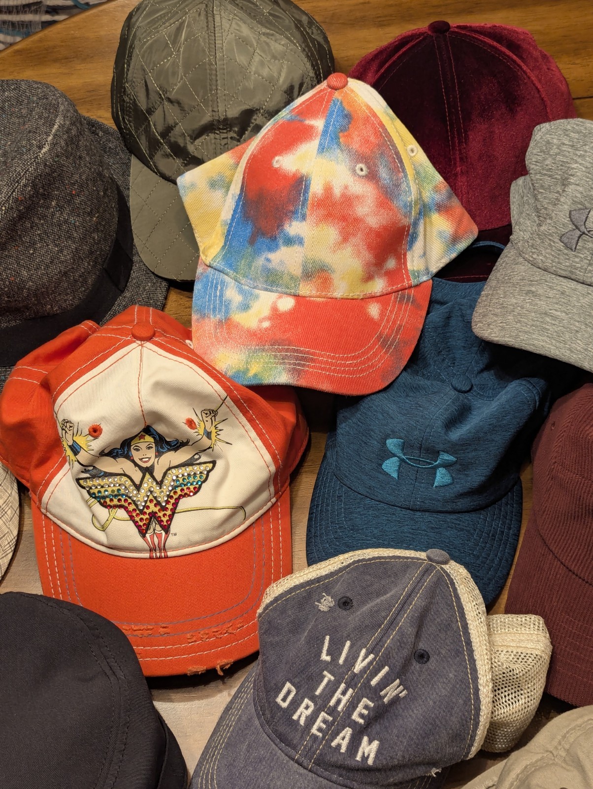 Lot Of 15 Hats/ Fedoras Under Armour, Lidz, Marvel Some New, Some Only Worn Once thumbnail 3