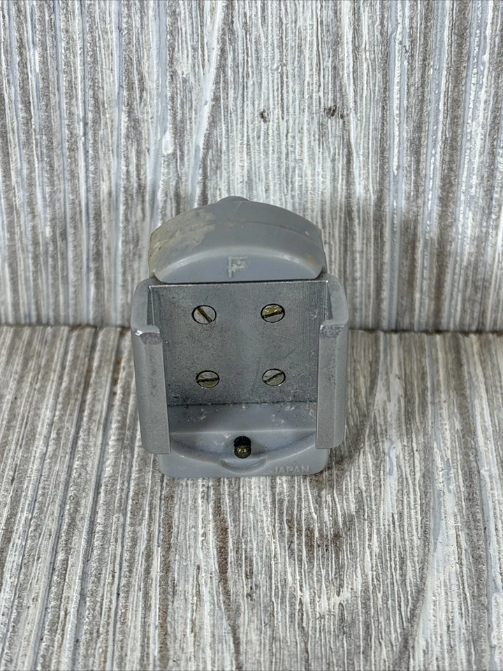 Nippon Kogaku Nikon F Camera Flash Hot Shoe Adapter Coupler Mount - Image 2 of 3