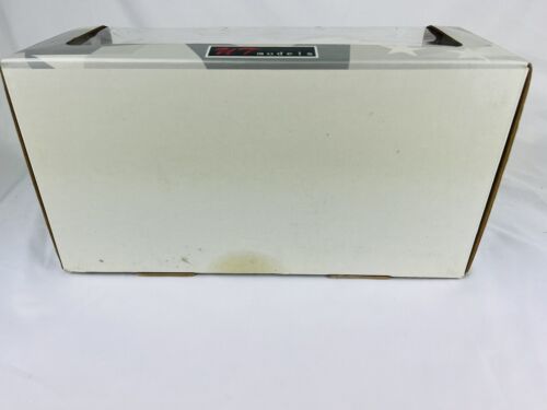 RARE RETIRED UT MODELS BMW M3 Black 1/18 DIECAST MODEL CAR /DAMAGED BOX - Picture 6 of 24