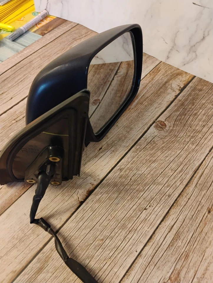 2001-2007 Toyota Highlander Right Passenger RH View Door Mirror Oem - Изображение 2 из 3