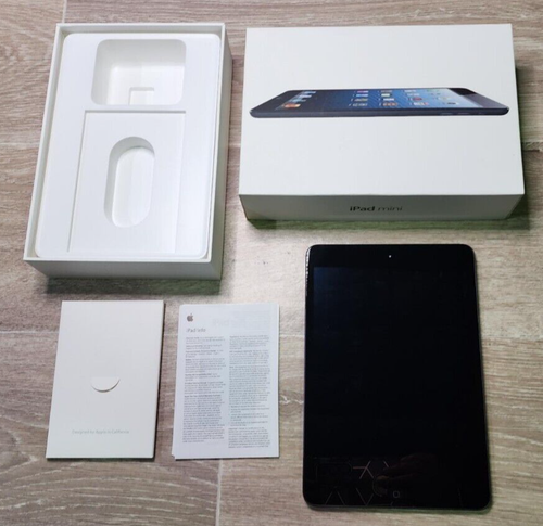 APPLE iPAD MINI 1st Gen 16GB Wi-Fi 7.9in Black (Unlocked & Tested)