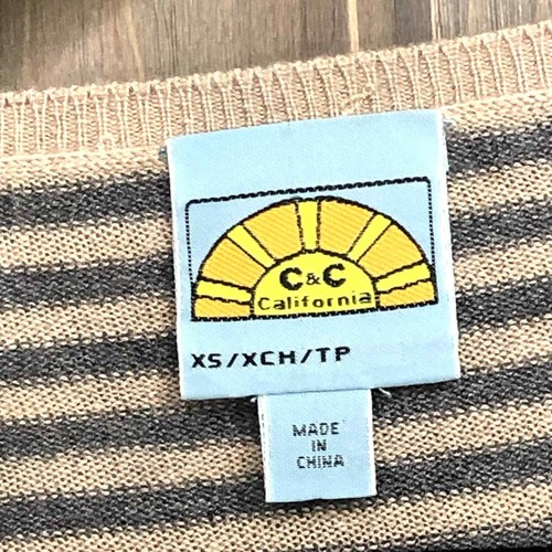 C&C California Tan, gray & pink Striped V-neck sweater, XS - Picture 3 of 9