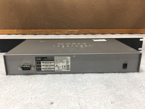 Cisco SF302-08 8-Port 10/100 Managed Switch with Rack Mount Ears, Factory Reset - Afbeelding 4 van 6