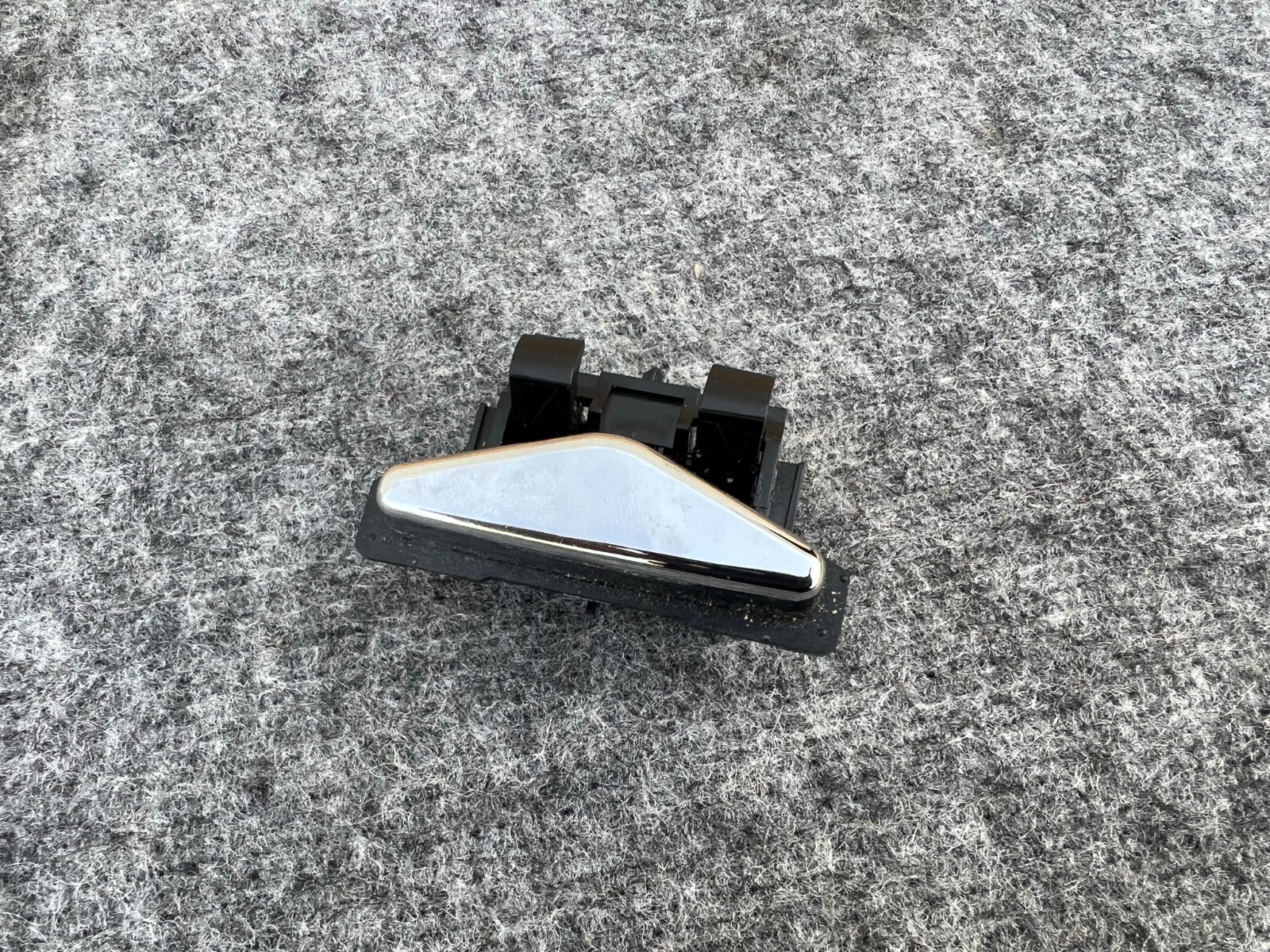 Maserati Ghibli 2014-2019 INNER Armrest