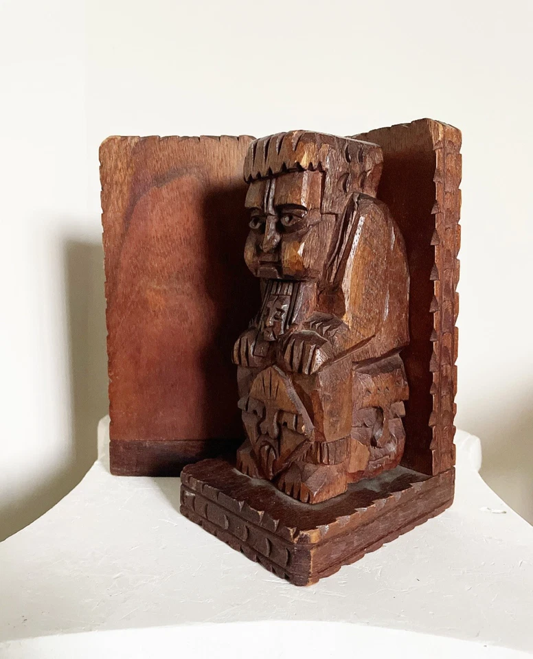 HAND CARVED TRIBAL WOOD BOOKENDS - Image 2 of 4