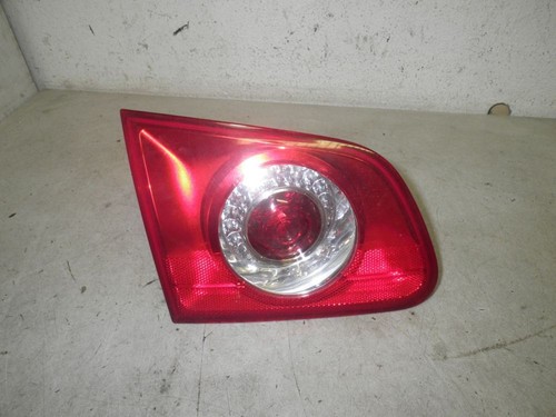 Rücklicht Heckleuchte links innen komplett VW PASSAT VARIANT (3C5) 1.9 TDI