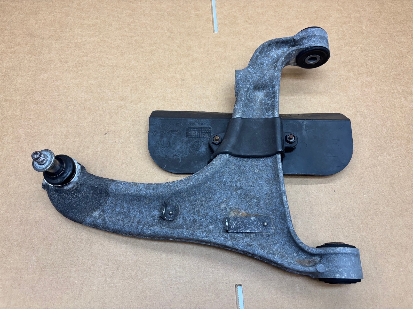 05-08 MASERATI QUATTROPORTE BASE REAR RIGHT LOWER CONTROL ARM OEM USED 203157