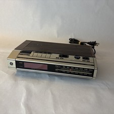 Vintage General Electric GE Digital AM/FM Alarm Clock Radio 7-4634B Tested/Works