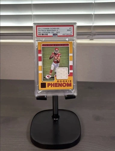 Patrick Mahomes 2017 Panini Donruss Rookie Phenom Patch Red Color Match PSA 9📈