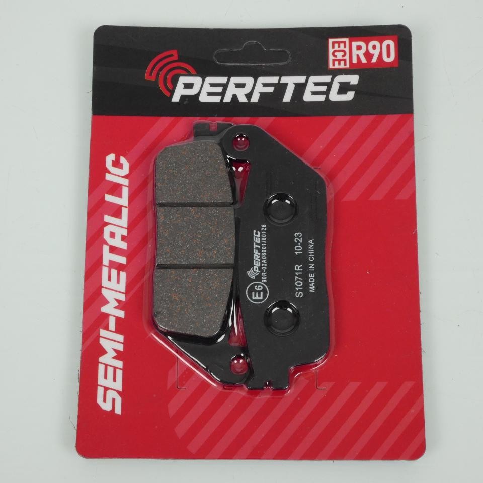 Plaquette de frein Perftec Triumph 1200 Bonneville Bobber pour vos balades en moto de 2017 à 2020