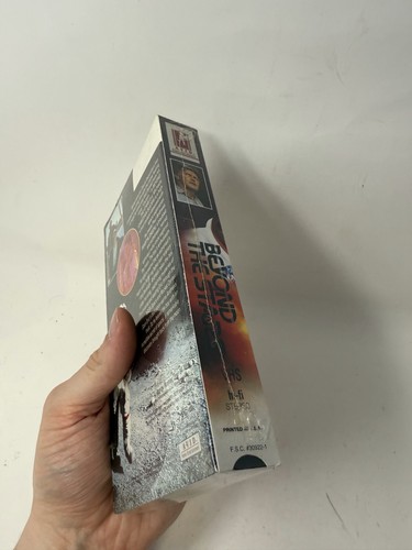 Beyond the Stars 1990 VHS Sci Fi Drama Avid Home Christian Slater NASA Movie - Picture 5 of 5