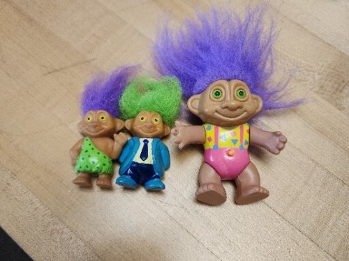VINTAGE Soma 1992 Troll doll with Light up Eyes and 2 Other Soma Troll Dolls. - Picture 14 of 14