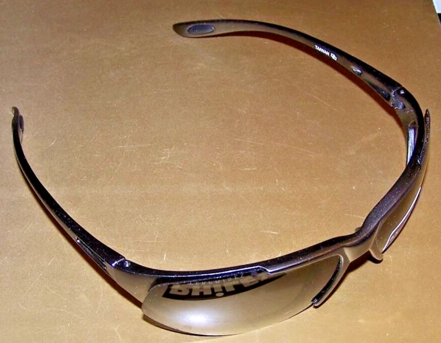 GAFAS DE SOL ENVOLVENTES PARA HOMBRE AXCESS - MONTURAS GRISES / LENTES GRISES NUEVAS CON ETIQUETAS Foto 3 de 4