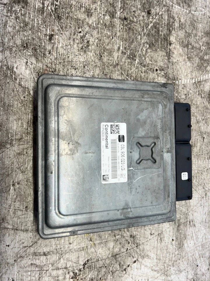 Seat Leon MK3 2012 1,6 TDI-M ECU 03 L 906 023 Foto 2 de 4