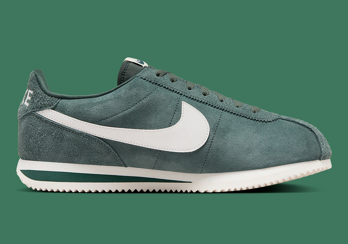 靴 NikeCortez VintageGreen/MidnightNavy s-l400.jpg