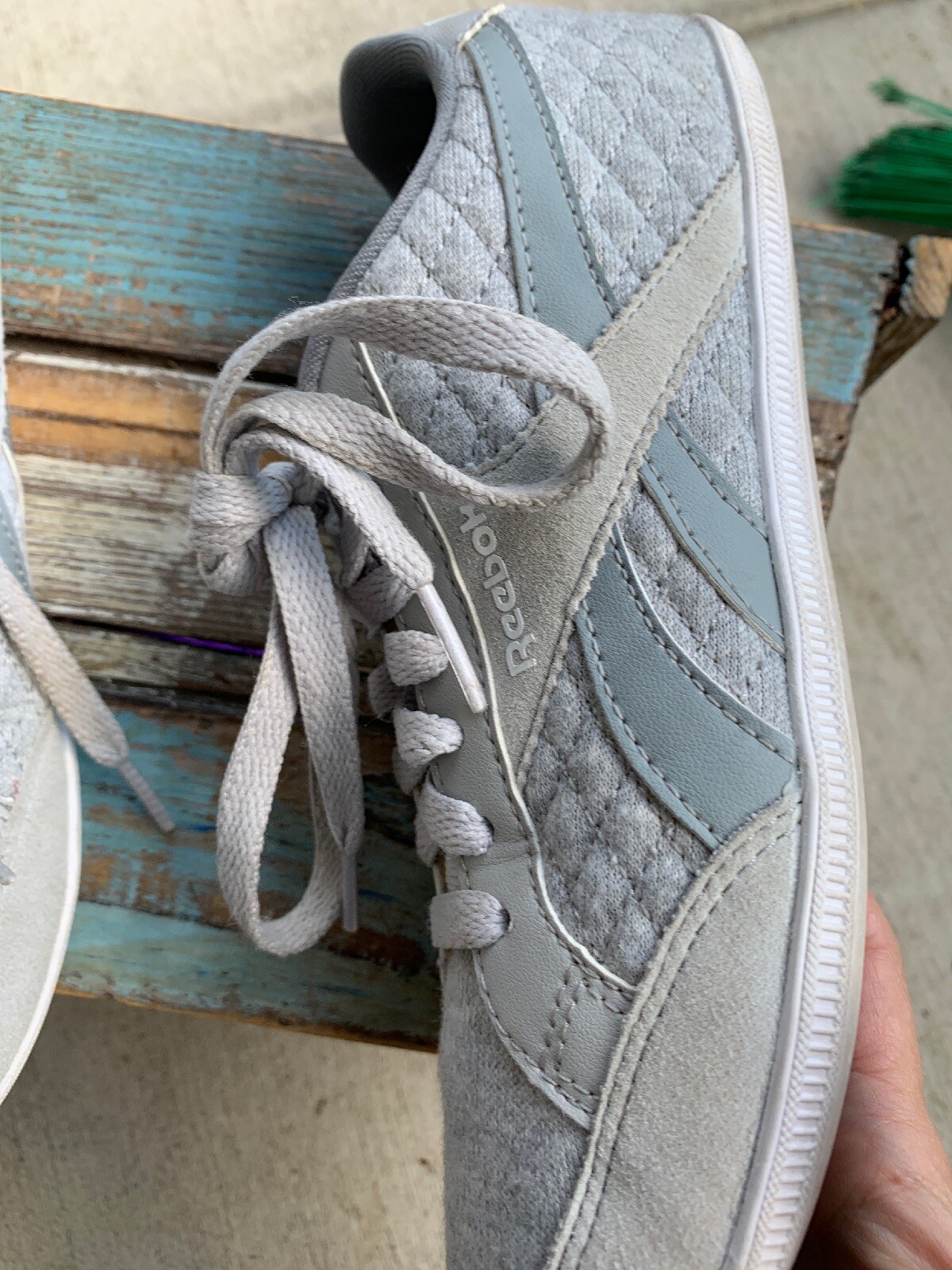 reebok classic royal flag