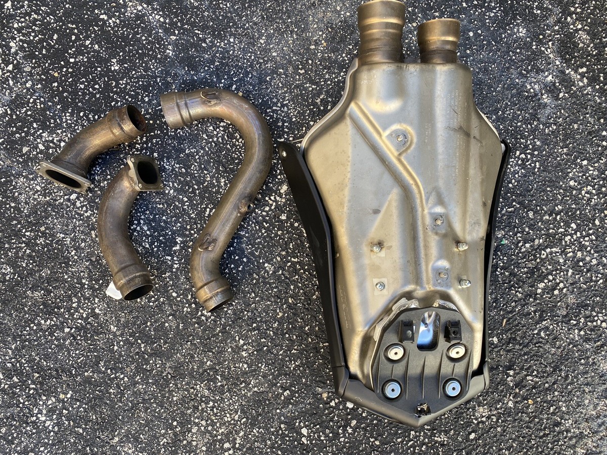 Ducati Motorcycle OEM Exhaust Muffler System ZDM-A30 5731064 749