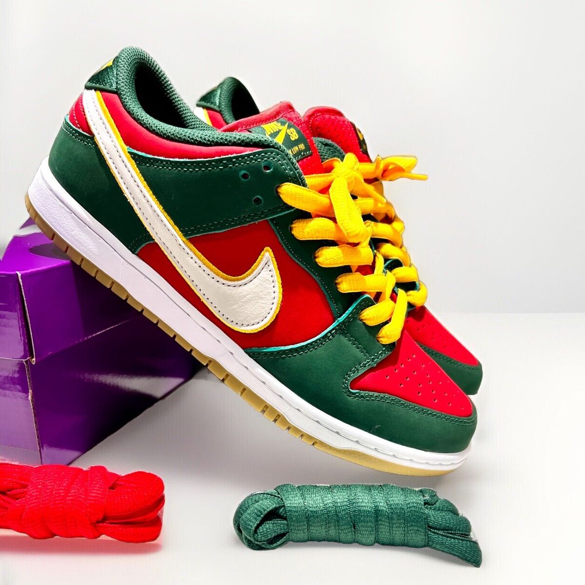 Nike SB Dunk Low PRM Seattle Supersonics Fire Red FZ1287-300 Nike SB Dunk Low PRM Seattle Supersonics Fire Red FZ1287-300