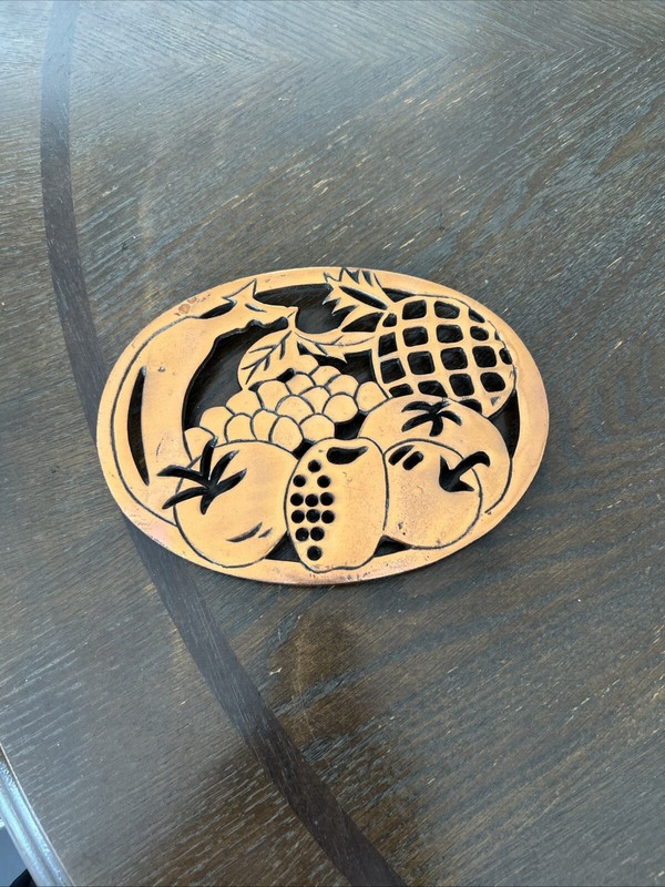 Vintage 1983 Old Dutch Design Cast Iron Fruits Footed Oval Trivet Wall Hanging