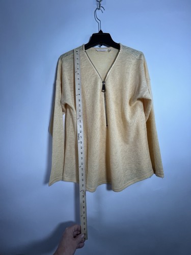 SOFT ENVIRONMENT buttergelber leichter Strickpullover mit halbem Reißverschluss vorne Large - Bild 4 von 8