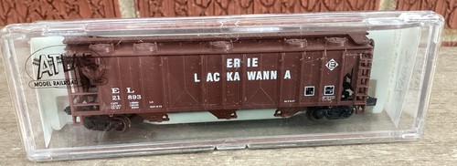 Tren escala N Atlas 3738 3 bahías tolva cubierta Erie Lackawanna EL 21893 | Condition: New