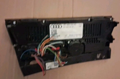 09 - 12 AUDI A4,A6,A5 A/C HEATER CLIMATE TEMPERATURE CONTROL OEM P/N 8T1820043AQ - Picture 3 of 5