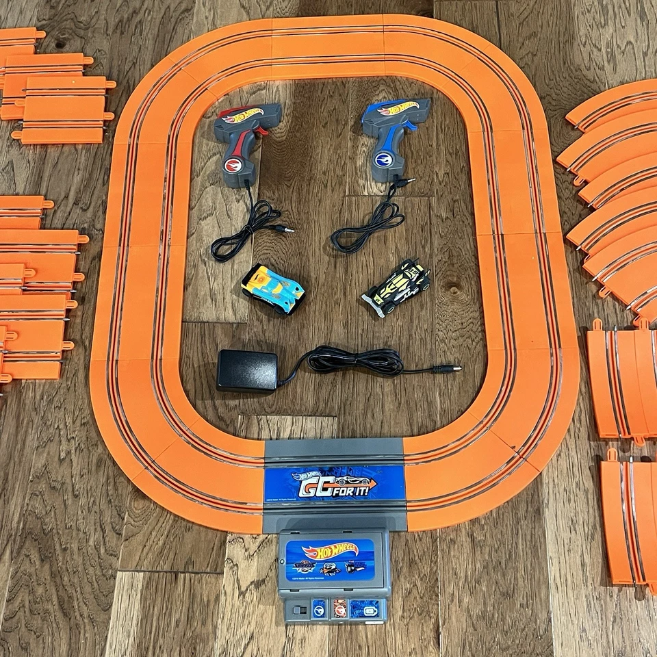 Hot Wheels Go For It Slot Car Track Set Vintage Electric Racing Mattel 62 Pieces - Image 3 of 4