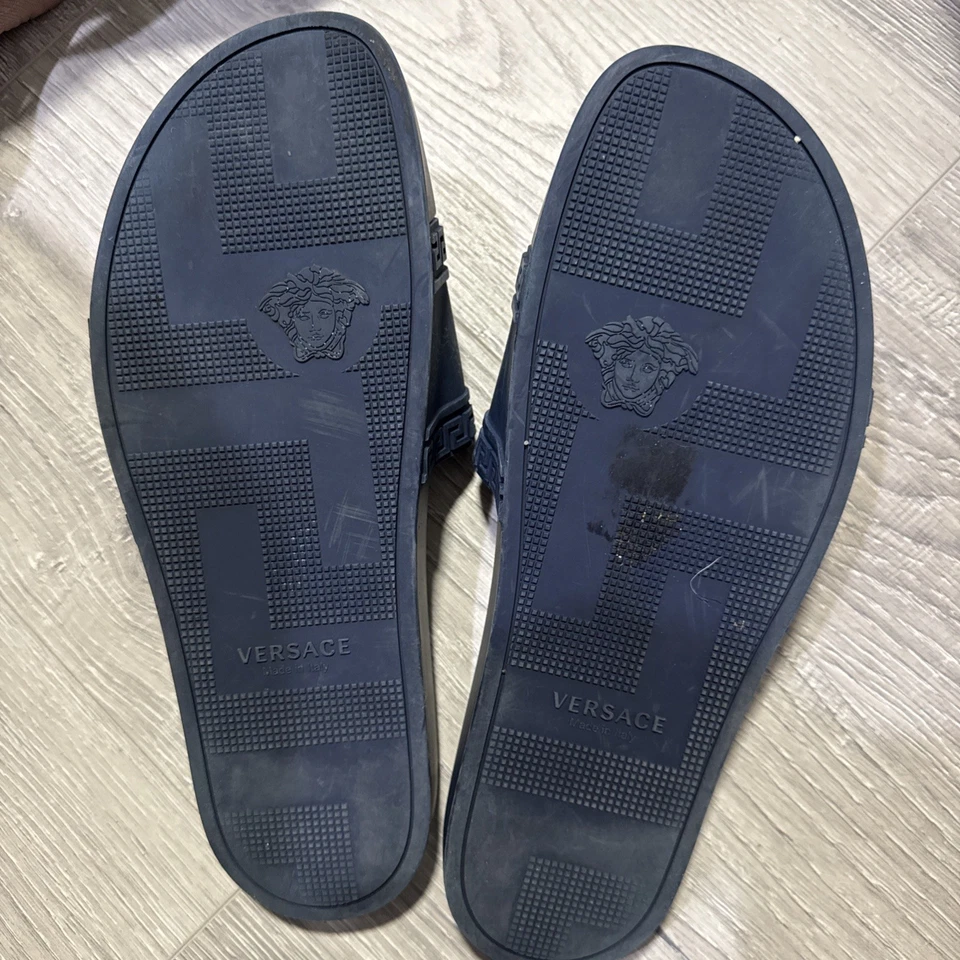 Versace Gomma Para hombres 11 Palazzo Medusa Piscina Tobogán Sandalia Zapatos Foto 2 de 4