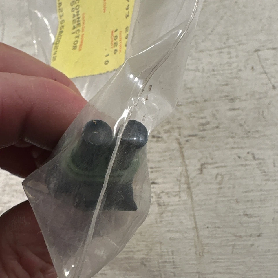 New GM 12126452 Delco PT723 GM OEM Multi-purpose Connector Pigtail Fans Sensors - Image 4 of 4