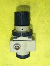 NORGREN AIR REGULATOR , R08-200-RGM